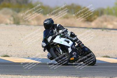 media/Mar-28-2022-Superbike Trackdays (Mon) [[b8603d0f67]]/Open Track Time/Turn 7/